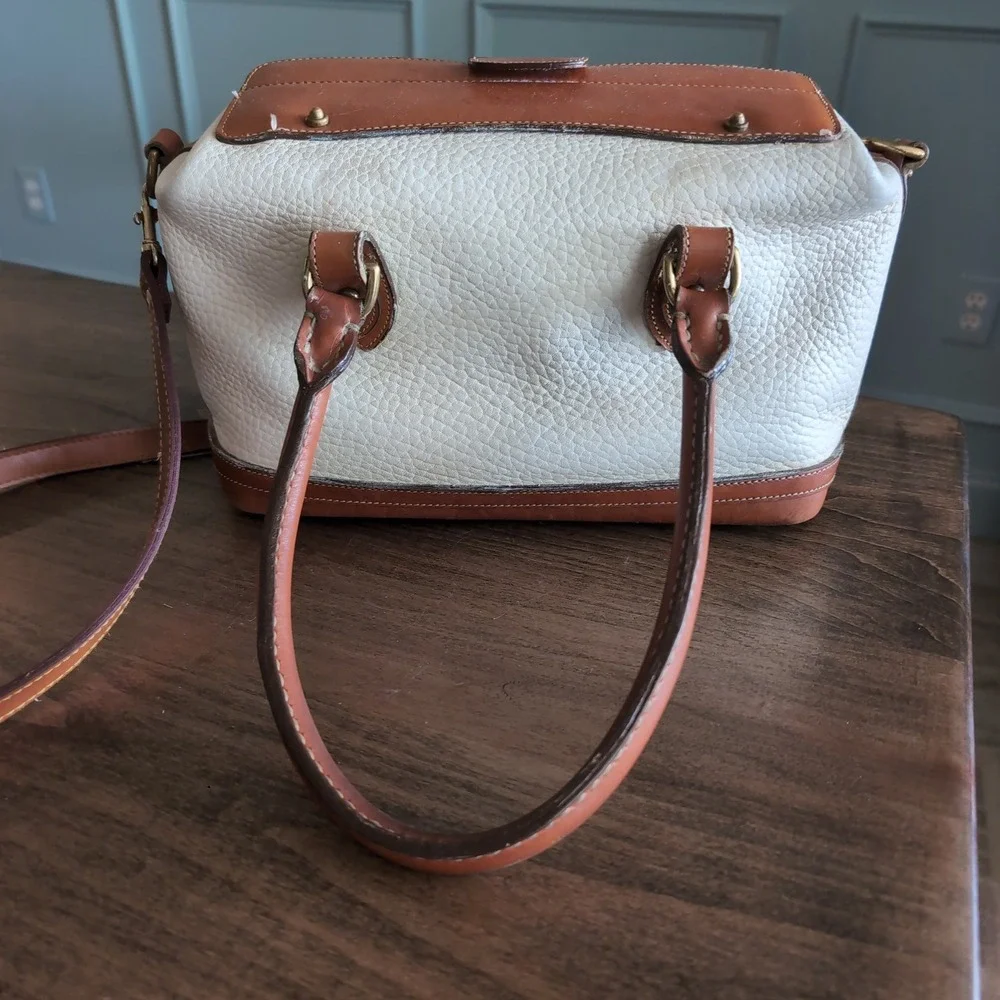Dooney & Bourke Doctor Bag Purse Bone Cream All Weather Leather Satchel Vintage
